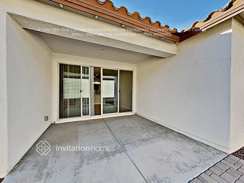 Building Photo - 2293 N Riley Rd