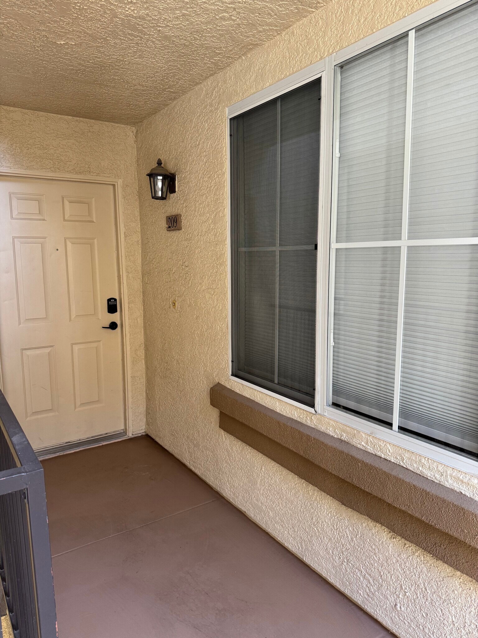 Building Photo - 7147 S Durango Dr