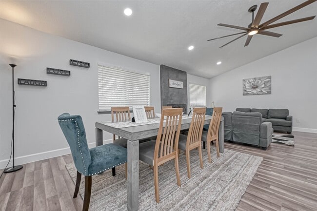 Building Photo - 11618 Corona Ln