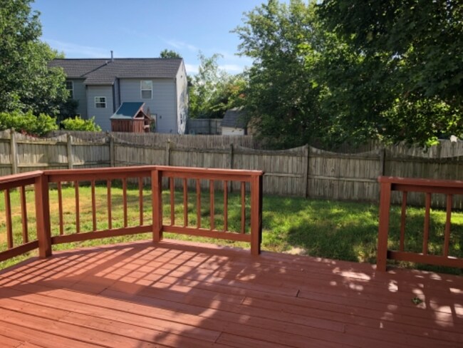 Building Photo - 13098 Sterling Cmns