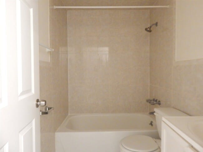 Building Photo - 135 SUSSEX St