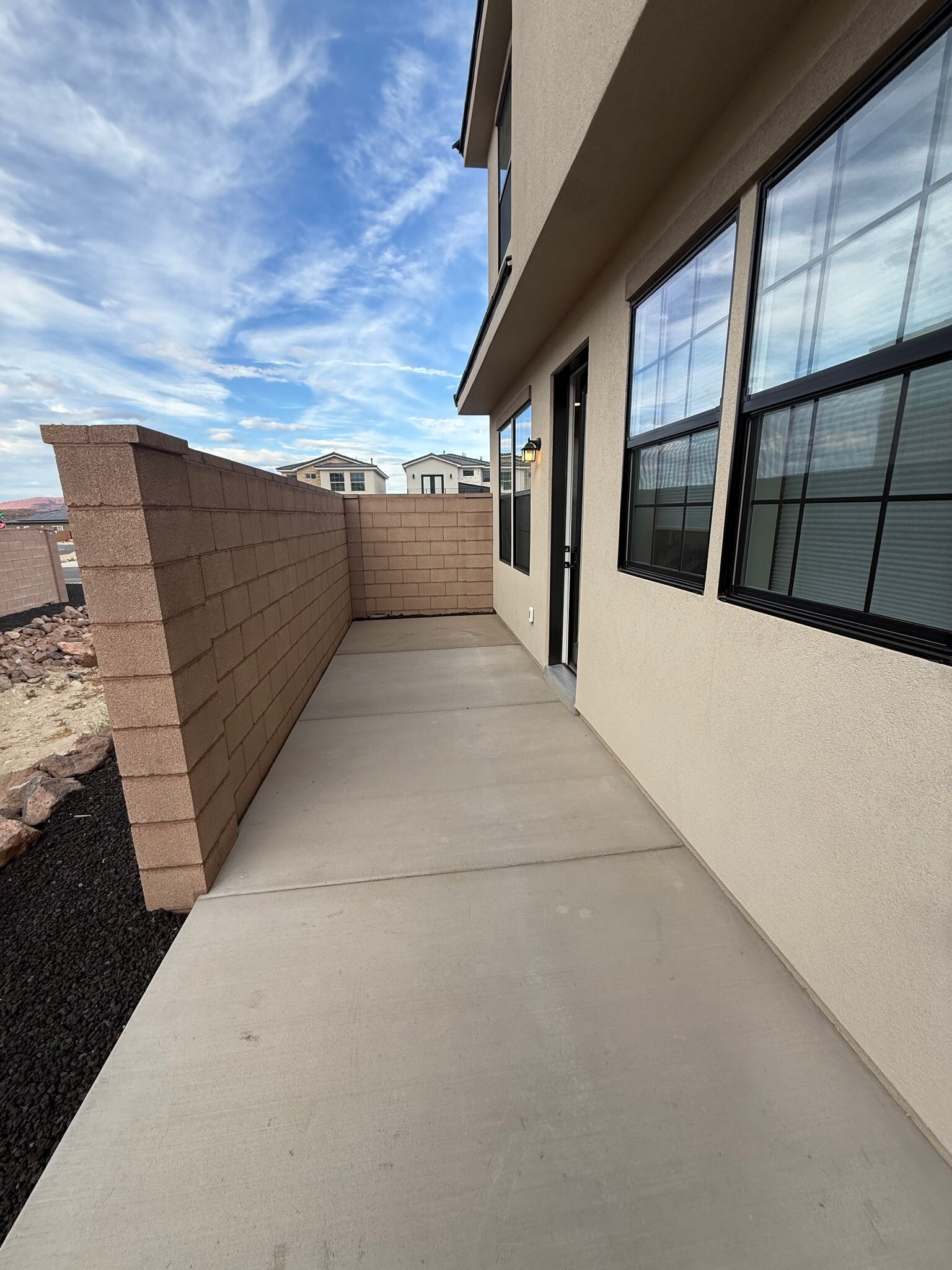 Building Photo - 2333 E Kiabito Ln