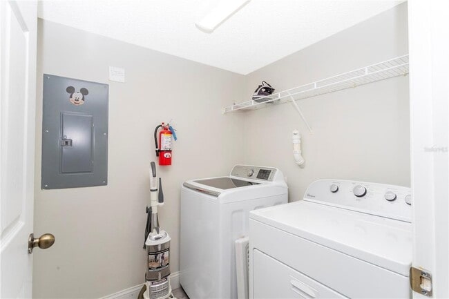 Building Photo - 8553 Crystal Cove Loop