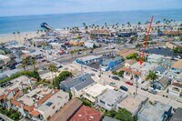 Building Photo - 215 20th St