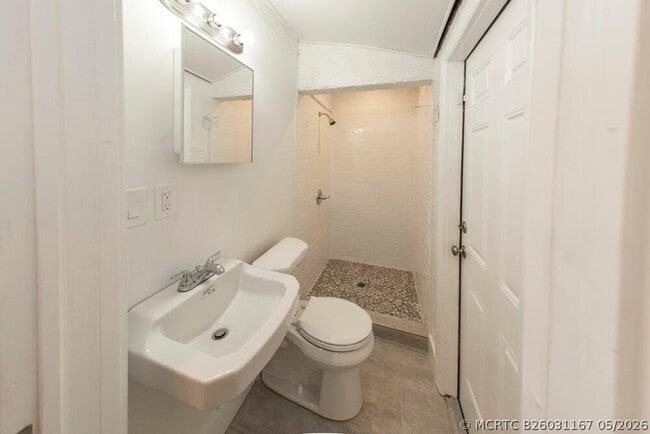 Building Photo - 4116 Virginia Terrace