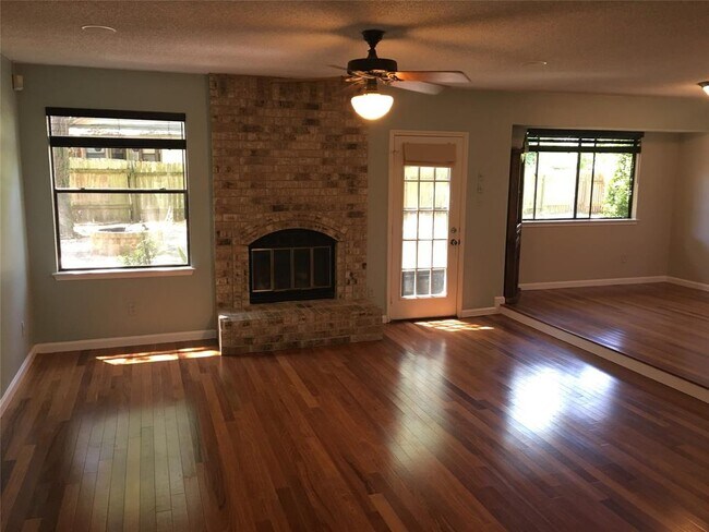 Building Photo - 12304 Boneta Cove