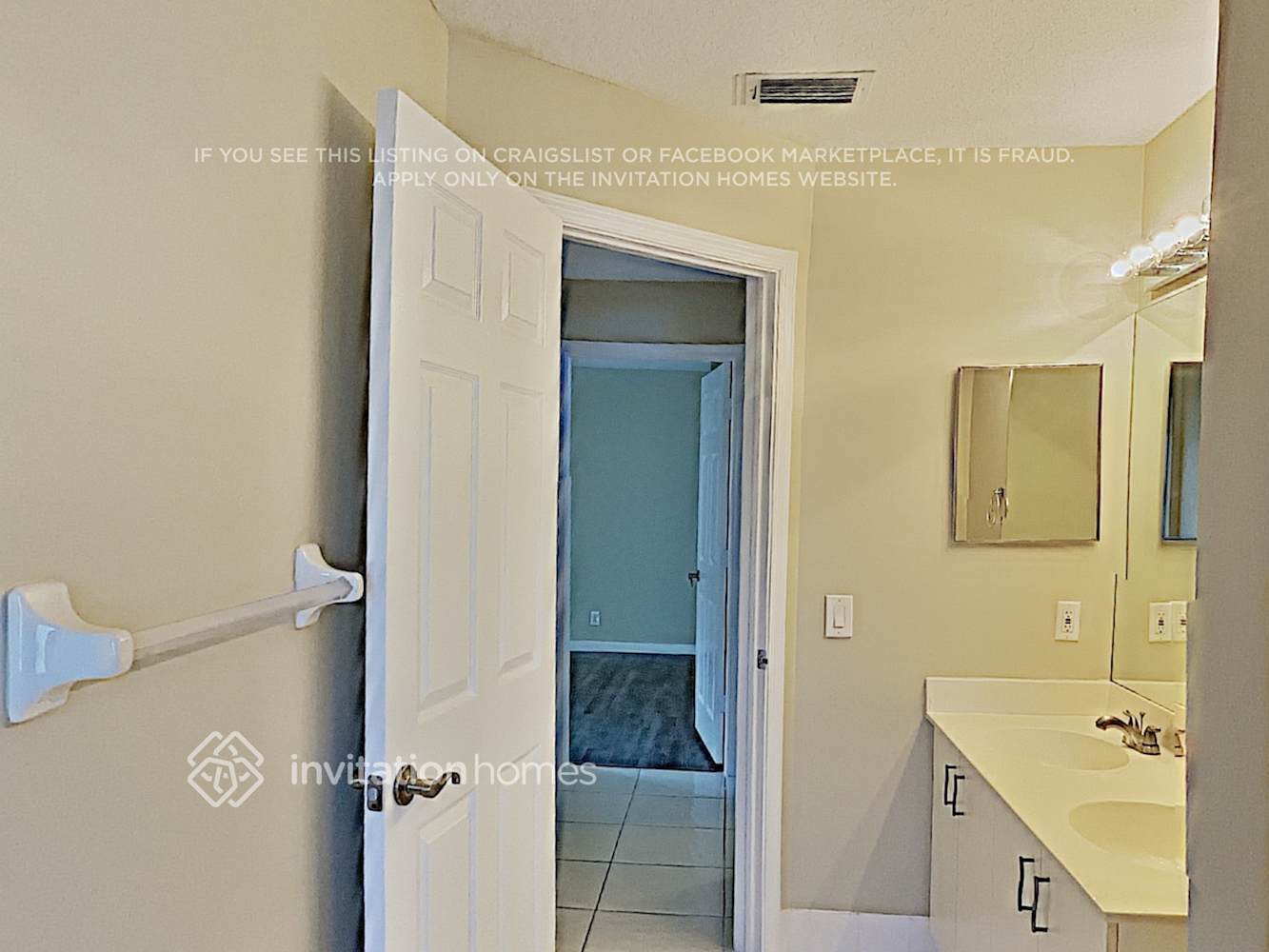 Building Photo - 8227 NW 41st St