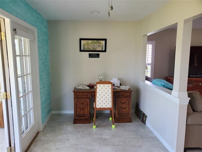 Building Photo - 2038 Grantham Greens Dr