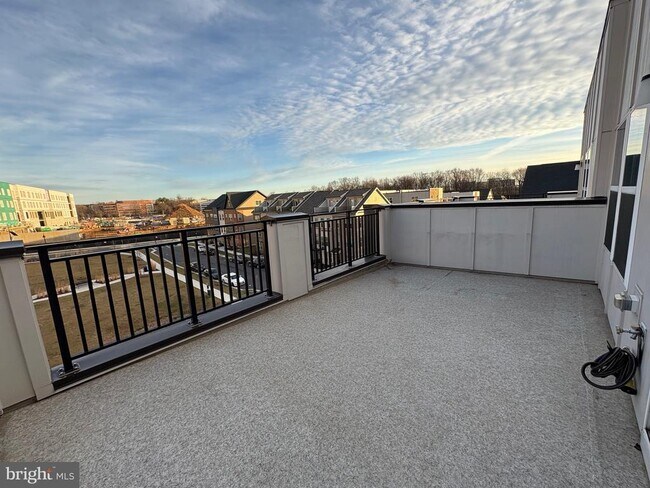 Building Photo - 139 Rubens Dr