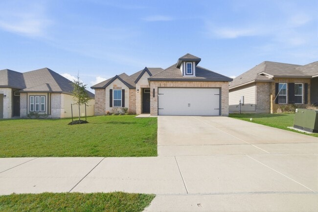 Building Photo - 1318 Kingsgate Dr