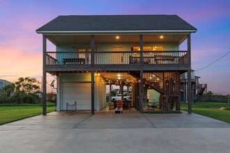 Building Photo - 157 Verdia Dr
