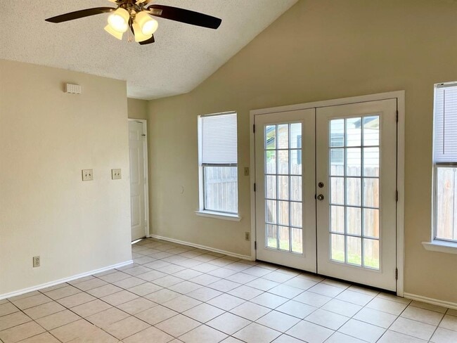 Building Photo - 16037 Fitchburg Cir