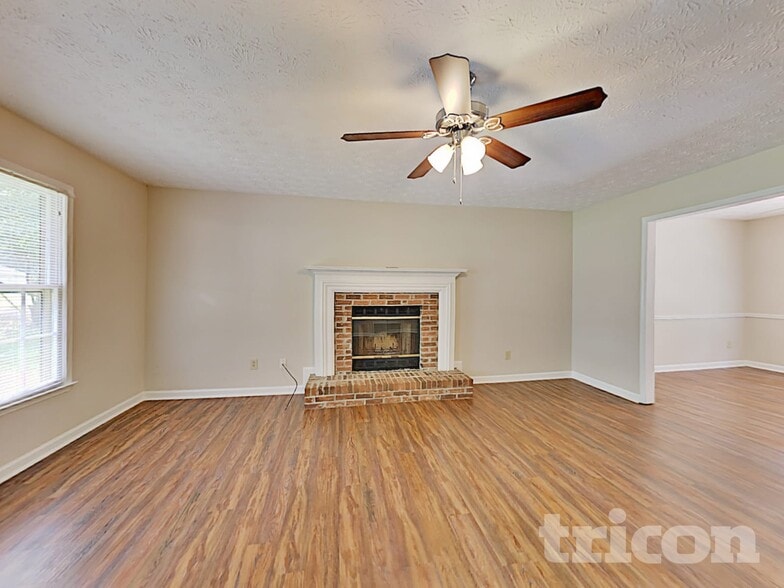 Building Photo - 740 Cedar Farms Dr