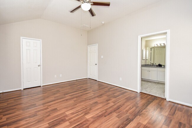 Building Photo - 5011 Ivy Fair Way