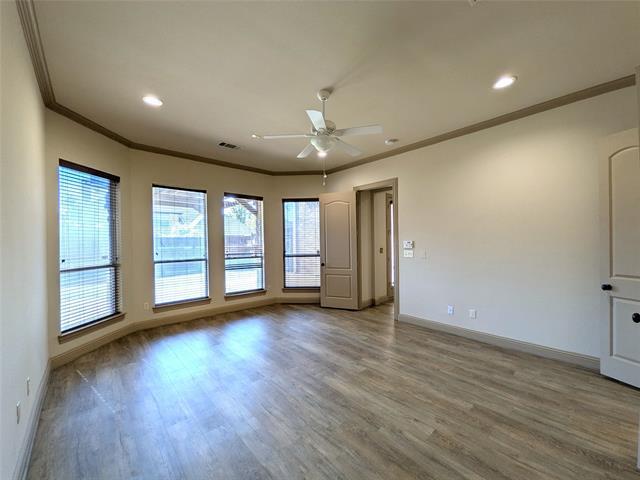 Building Photo - 2137 Langdon Dr