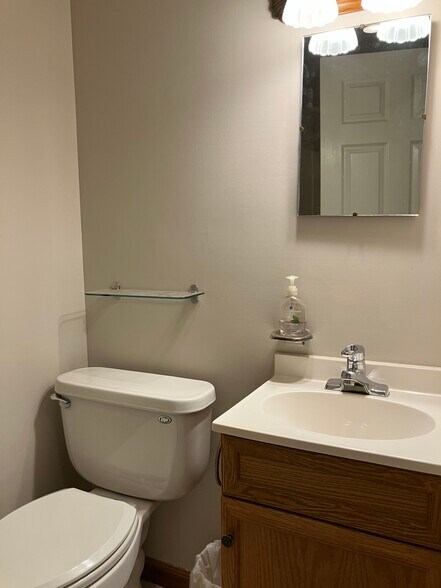 2nd Bathroom - toilet & vanity - 4747 Knollwood Dr NW