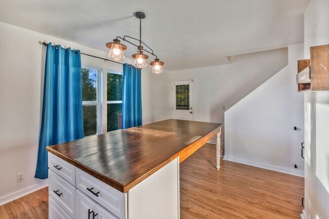 Building Photo - 905 Taylor Merritt Ct