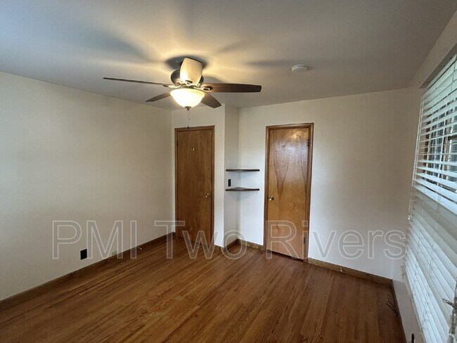 Building Photo - 328 Jacksonian Dr