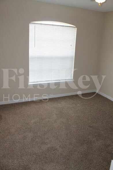 Building Photo - 7395 Edenfield Park Rd