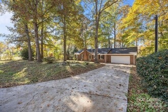 Building Photo - 6227 King George Dr