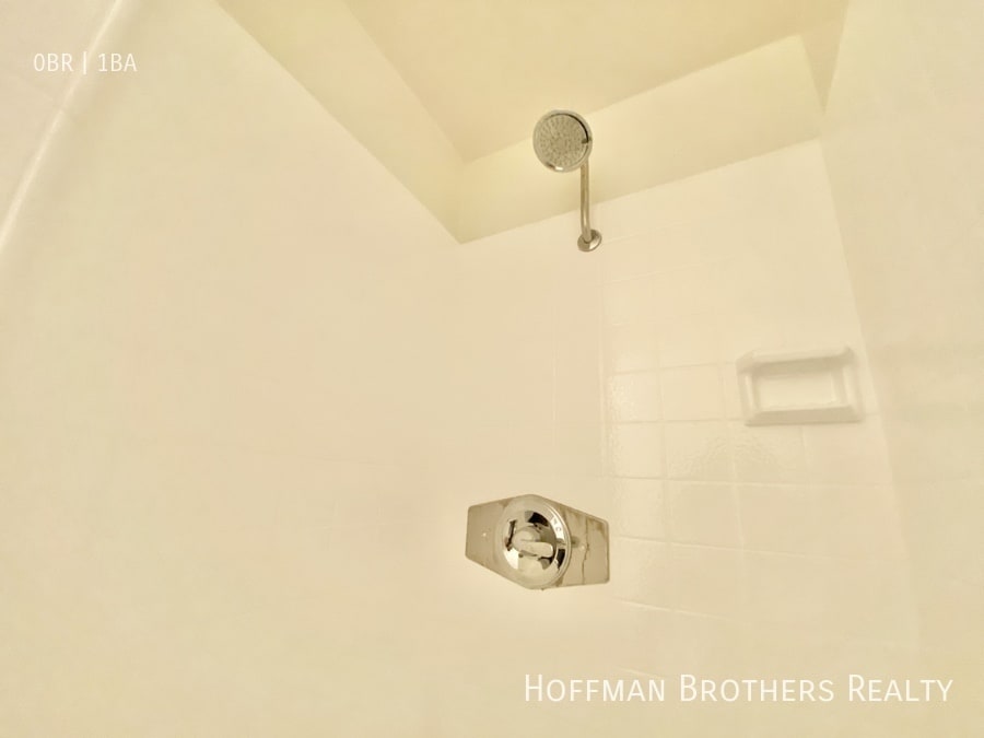 Building Photo - 1814 Pacific Ave