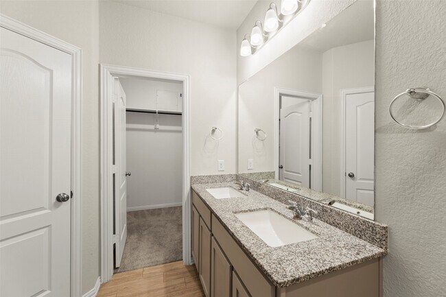 Building Photo - 31322 Conover Dr