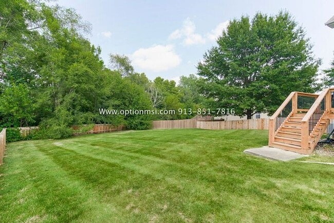 Building Photo - Heatherwood Subdivision!