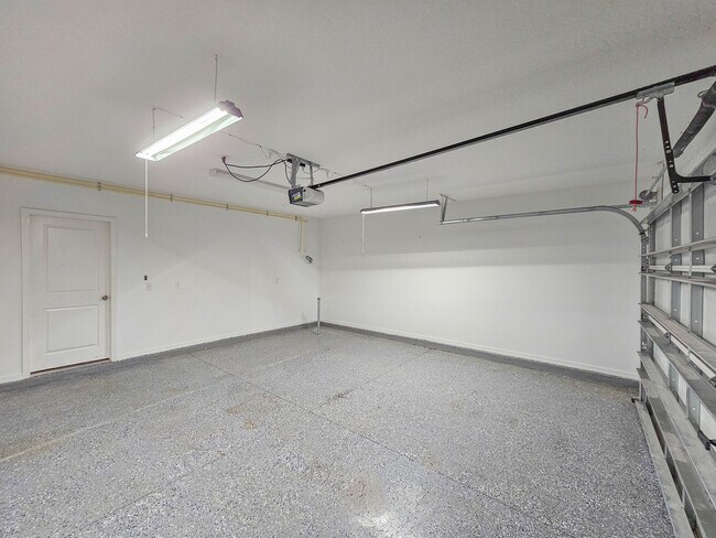Building Photo - 10520 Strawberry Tetra Dr