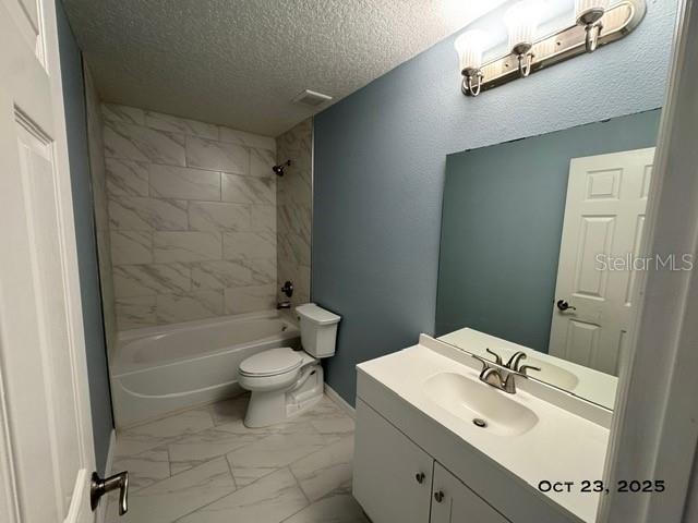 Building Photo - 413 Country Cottage Ln