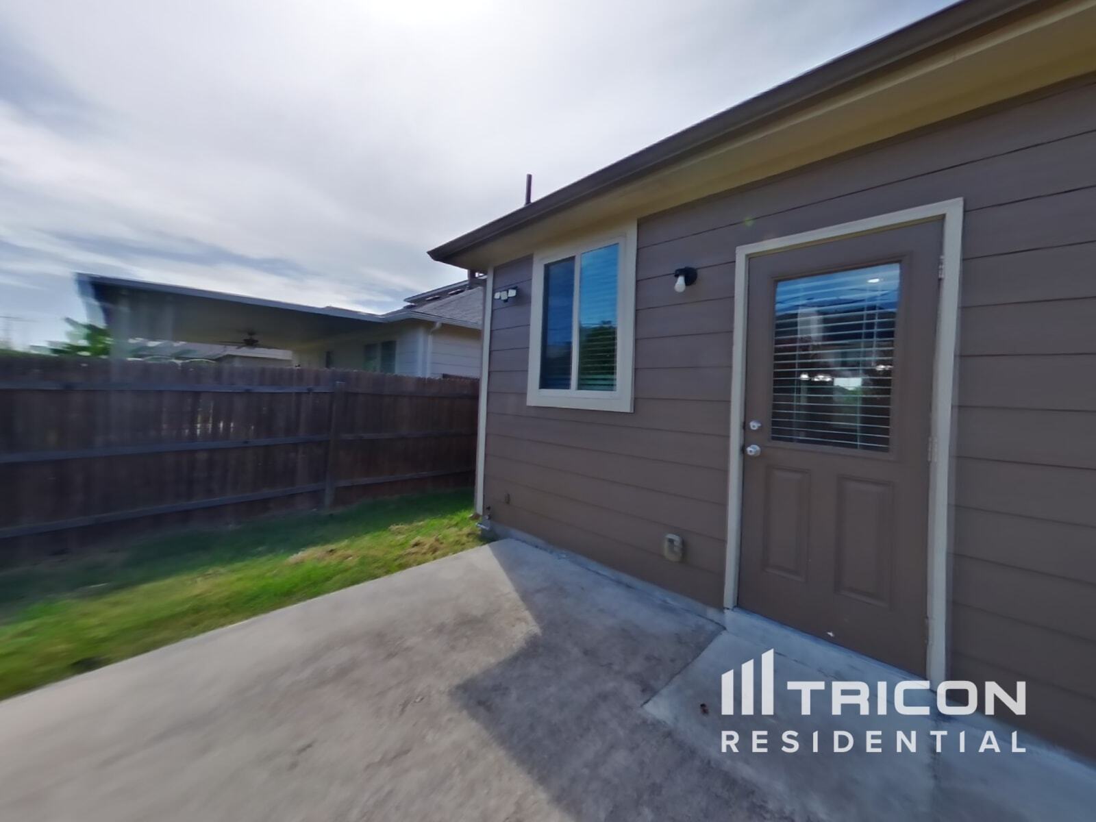 Building Photo - 1708 Cliffbrake Wy