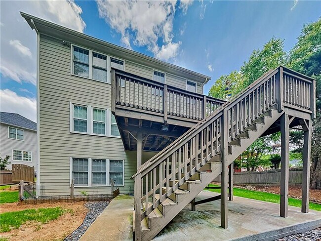 Building Photo - 2639 Hooch Ct