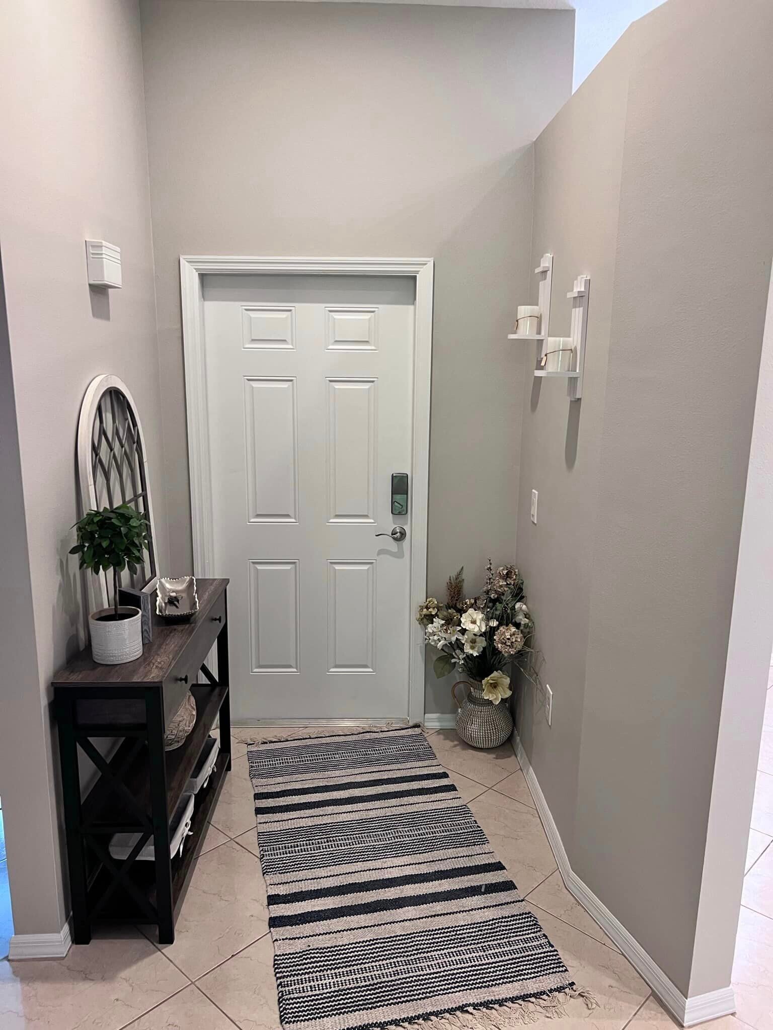 Entrance Hallway - 6655 Huntington Lakes Cir