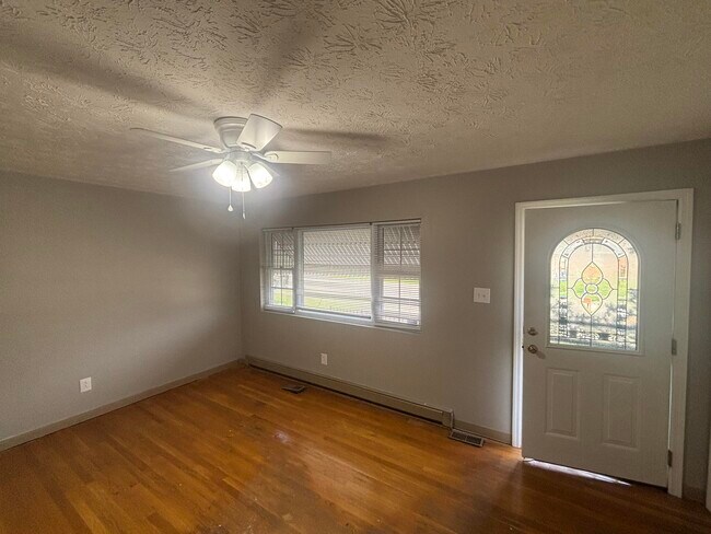 Building Photo - 1840 Costigan Dr