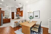 Building Photo - 2022 Sabine St