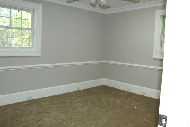 Building Photo - Northeast Columbia Spring Valley Rental