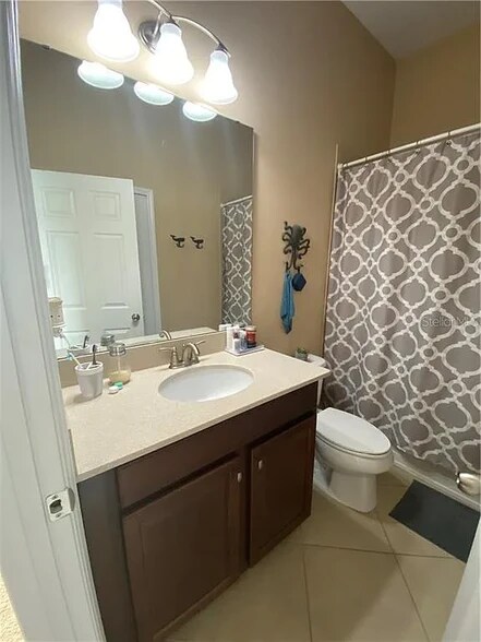 bathroom 2, upstairs - 504 Rainbow Springs Loop