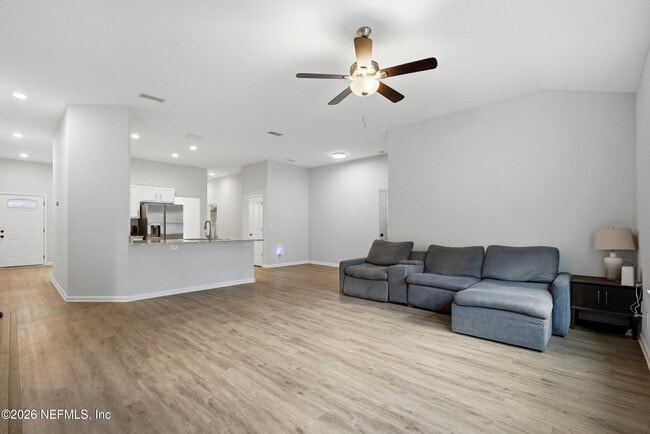 Building Photo - 94 Sorrel St