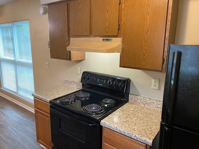 Building Photo - 124 Westscott Dr