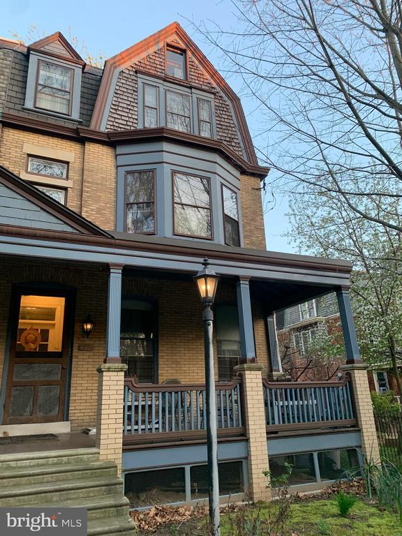 Primary Photo - 4720 Windsor Ave