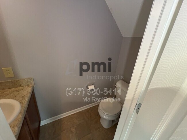 Building Photo - 2343 Ashton Ln