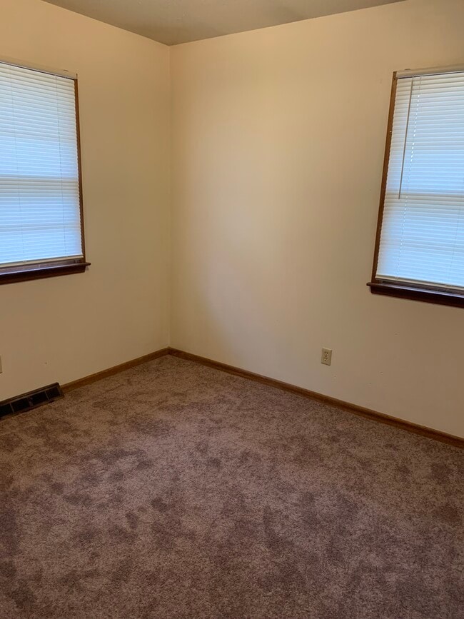 Building Photo - 2816 53rd St