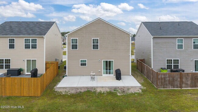 Building Photo - 107 Walton Dr
