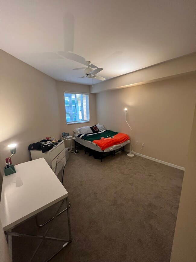 Building Photo - 6630 SW 57th Ave