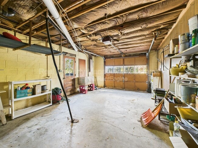 Building Photo - 1233 Pinehurst Rd