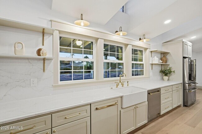 Building Photo - 2315 N 42nd St