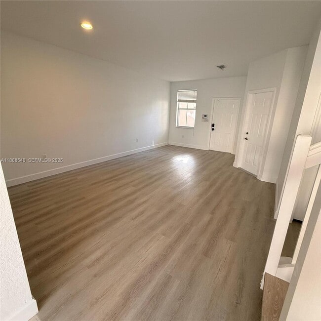 Building Photo - 12185 SW 125th Ct