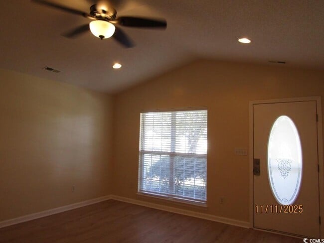 Building Photo - 132 Carolina Pointe Way