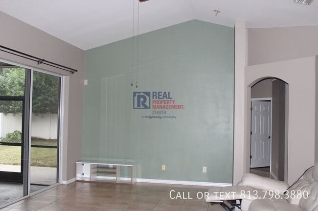 Building Photo - 13655 Artesa Bell Dr