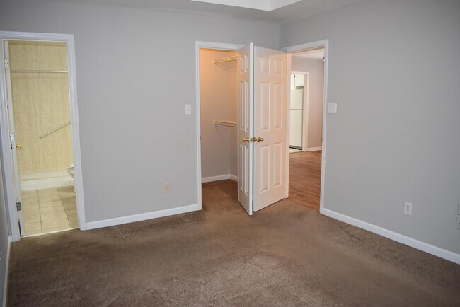 Building Photo - 354 Crawford Mill Ln