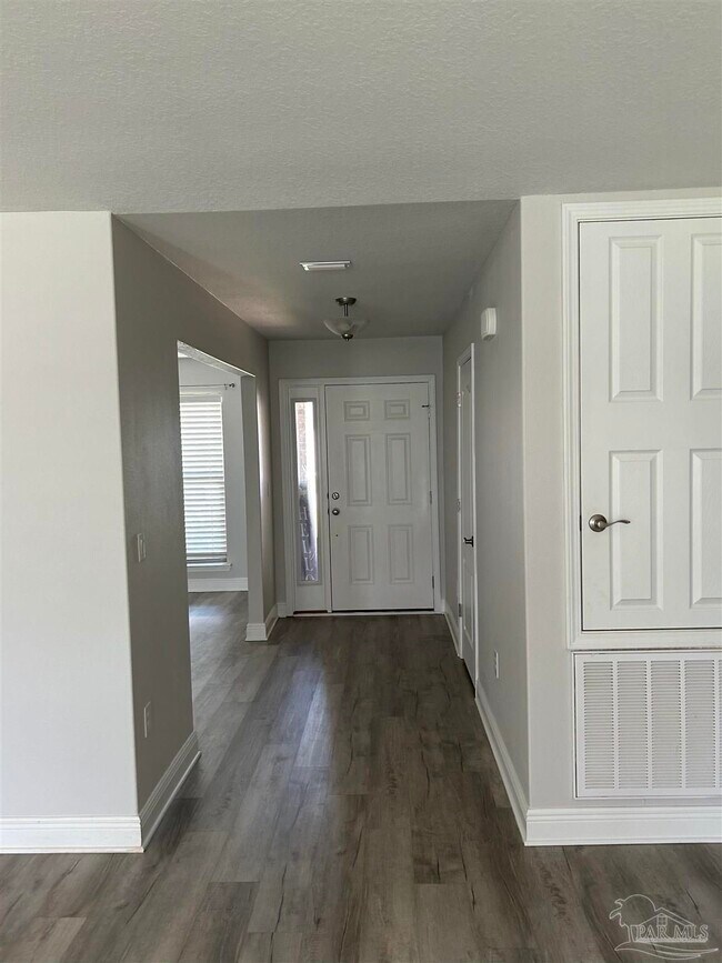 Building Photo - 3538 Campfire Way